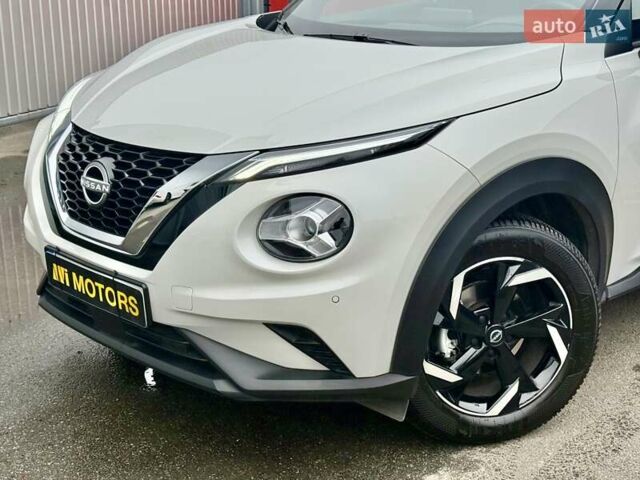 Белый Ниссан Жук, объемом двигателя 1 л и пробегом 7 тыс. км за 22500 $, фото 9 на Automoto.ua