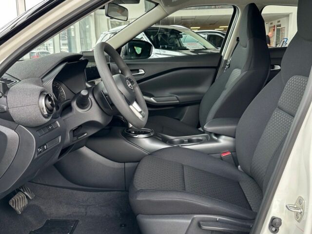 Білий Ніссан Жук, об'ємом двигуна 0 л та пробігом 0 тис. км за 25043 $, фото 5 на Automoto.ua