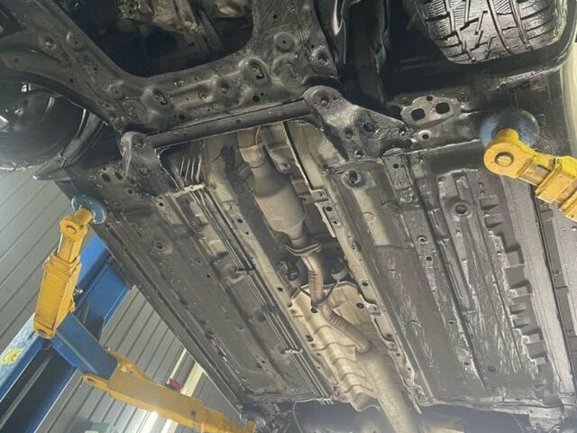 Черный Ниссан Жук, объемом двигателя 1.6 л и пробегом 276 тыс. км за 8900 $, фото 8 на Automoto.ua