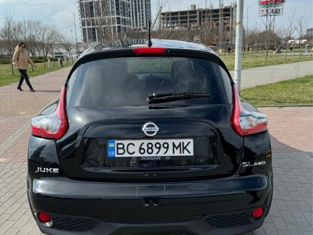 Черный Ниссан Жук, объемом двигателя 1.6 л и пробегом 65 тыс. км за 12000 $, фото 2 на Automoto.ua