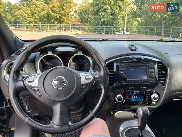 Черный Ниссан Жук, объемом двигателя 1.6 л и пробегом 270 тыс. км за 7800 $, фото 19 на Automoto.ua