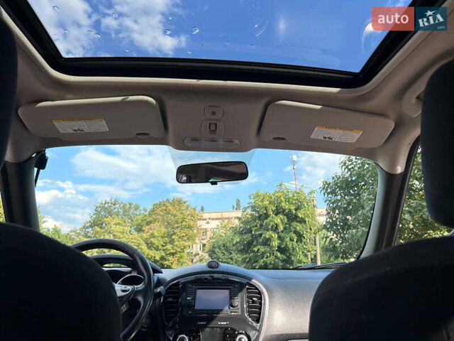 Черный Ниссан Жук, объемом двигателя 1.6 л и пробегом 270 тыс. км за 7800 $, фото 15 на Automoto.ua