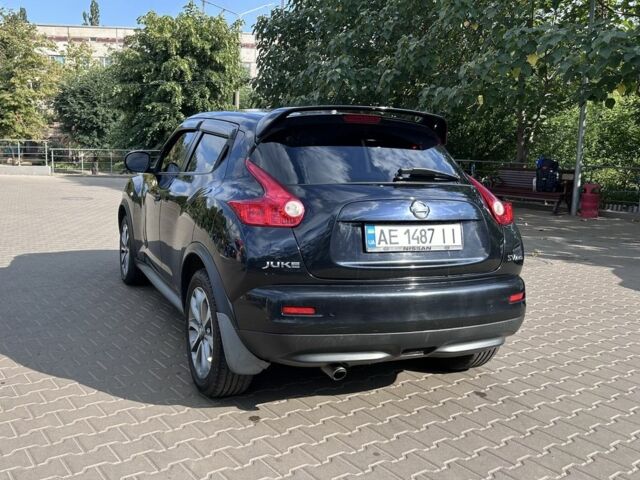 Черный Ниссан Жук, объемом двигателя 1.6 л и пробегом 280 тыс. км за 8000 $, фото 7 на Automoto.ua