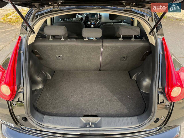 Черный Ниссан Жук, объемом двигателя 1.6 л и пробегом 187 тыс. км за 7700 $, фото 20 на Automoto.ua