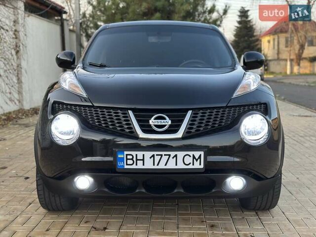 Черный Ниссан Жук, объемом двигателя 1.6 л и пробегом 117 тыс. км за 9900 $, фото 15 на Automoto.ua