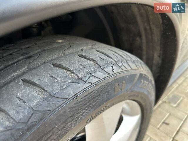 Черный Ниссан Жук, объемом двигателя 1.6 л и пробегом 117 тыс. км за 9900 $, фото 90 на Automoto.ua