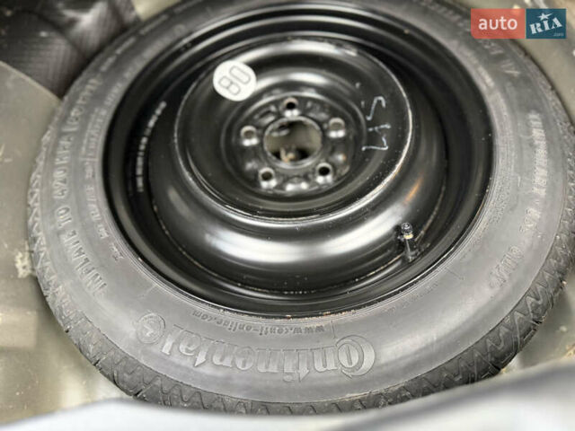 Черный Ниссан Жук, объемом двигателя 1.5 л и пробегом 184 тыс. км за 9300 $, фото 38 на Automoto.ua