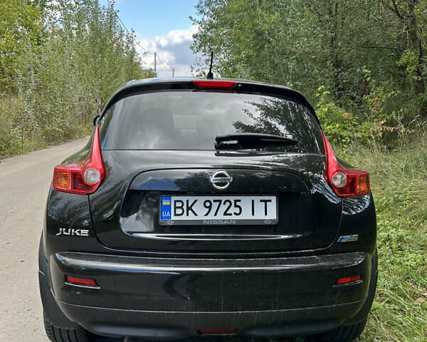 Черный Ниссан Жук, объемом двигателя 1.46 л и пробегом 160 тыс. км за 7550 $, фото 4 на Automoto.ua