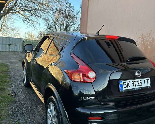 Черный Ниссан Жук, объемом двигателя 1.46 л и пробегом 158 тыс. км за 8250 $, фото 5 на Automoto.ua