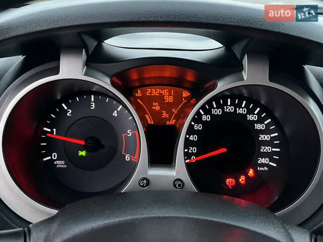 Черный Ниссан Жук, объемом двигателя 1.5 л и пробегом 232 тыс. км за 7750 $, фото 42 на Automoto.ua