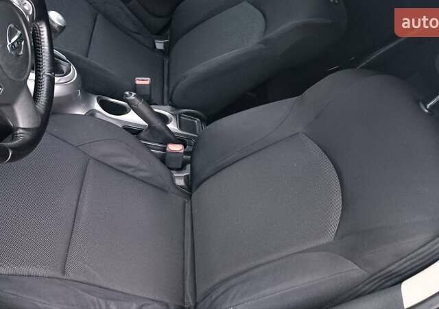 Черный Ниссан Жук, объемом двигателя 1.5 л и пробегом 163 тыс. км за 8250 $, фото 57 на Automoto.ua