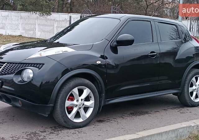 Черный Ниссан Жук, объемом двигателя 1.5 л и пробегом 163 тыс. км за 8250 $, фото 13 на Automoto.ua