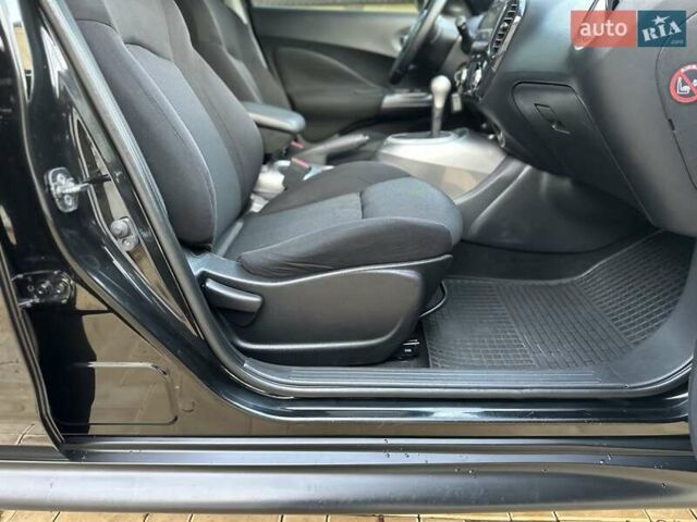 Черный Ниссан Жук, объемом двигателя 1.6 л и пробегом 117 тыс. км за 9900 $, фото 65 на Automoto.ua