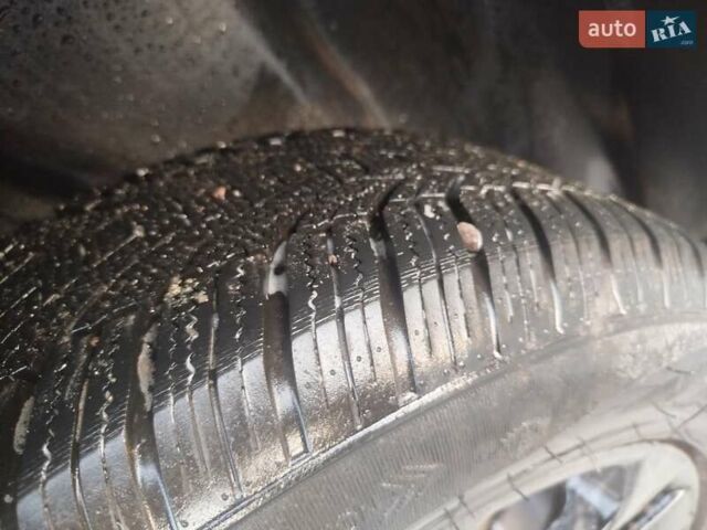 Черный Ниссан Жук, объемом двигателя 1.6 л и пробегом 151 тыс. км за 8998 $, фото 56 на Automoto.ua