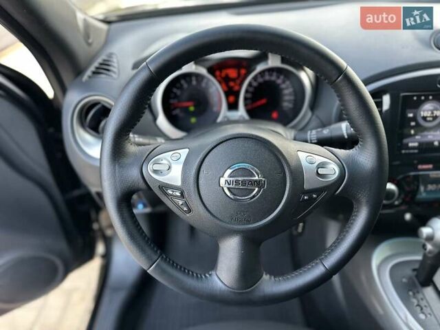 Черный Ниссан Жук, объемом двигателя 1.6 л и пробегом 117 тыс. км за 9900 $, фото 39 на Automoto.ua