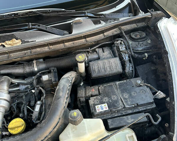 Черный Ниссан Жук, объемом двигателя 1.46 л и пробегом 158 тыс. км за 8250 $, фото 14 на Automoto.ua