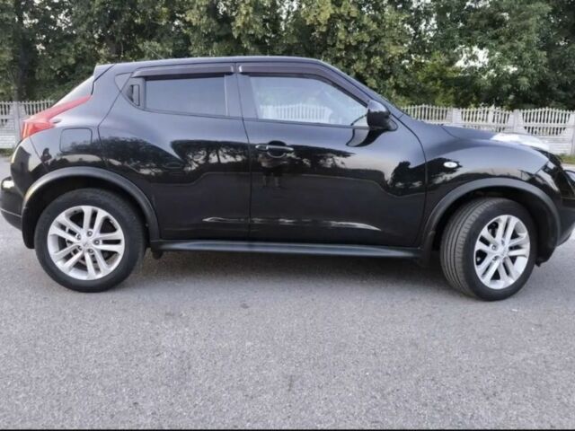 Черный Ниссан Жук, объемом двигателя 1.6 л и пробегом 153 тыс. км за 9500 $, фото 3 на Automoto.ua