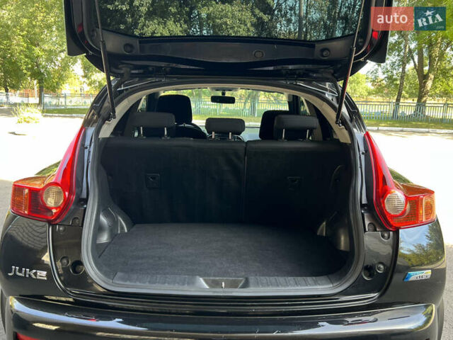 Черный Ниссан Жук, объемом двигателя 1.5 л и пробегом 229 тыс. км за 7800 $, фото 40 на Automoto.ua