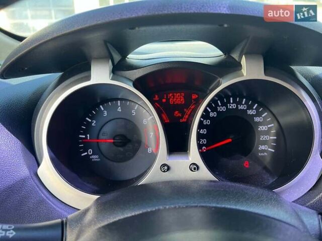 Черный Ниссан Жук, объемом двигателя 1.6 л и пробегом 115 тыс. км за 10030 $, фото 39 на Automoto.ua