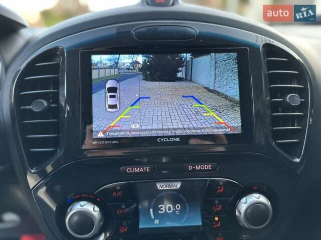 Черный Ниссан Жук, объемом двигателя 1.6 л и пробегом 117 тыс. км за 9900 $, фото 45 на Automoto.ua