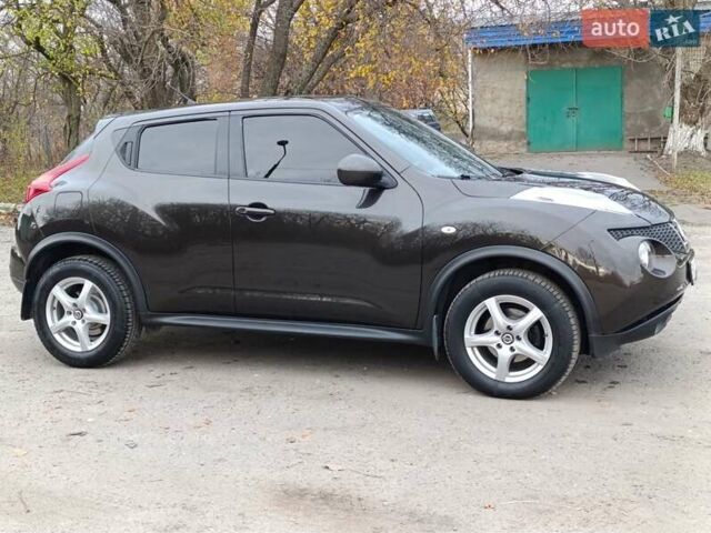 Черный Ниссан Жук, объемом двигателя 1.5 л и пробегом 244 тыс. км за 8222 $, фото 7 на Automoto.ua