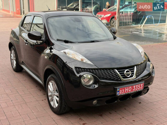 Черный Ниссан Жук, объемом двигателя 1.5 л и пробегом 184 тыс. км за 9300 $, фото 7 на Automoto.ua