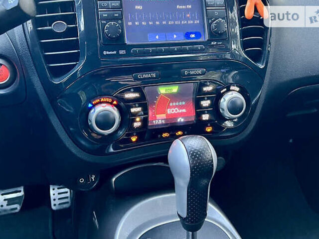 Чорний Ніссан Жук, об'ємом двигуна 1.6 л та пробігом 164 тис. км за 10300 $, фото 8 на Automoto.ua