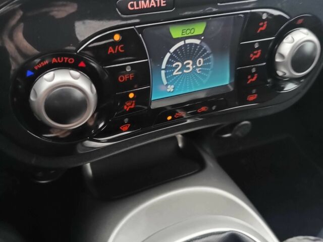 Черный Ниссан Жук, объемом двигателя 1.5 л и пробегом 222 тыс. км за 9200 $, фото 8 на Automoto.ua