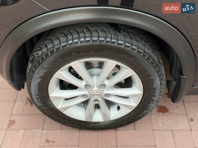 Черный Ниссан Жук, объемом двигателя 1.5 л и пробегом 184 тыс. км за 9300 $, фото 13 на Automoto.ua