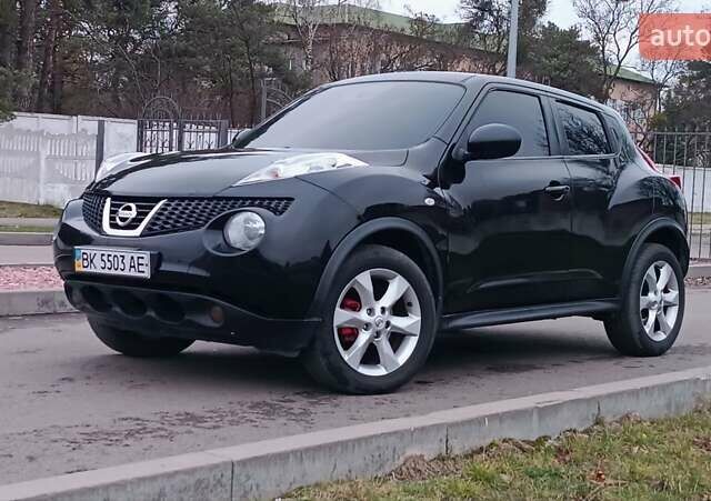 Черный Ниссан Жук, объемом двигателя 1.5 л и пробегом 163 тыс. км за 8250 $, фото 8 на Automoto.ua