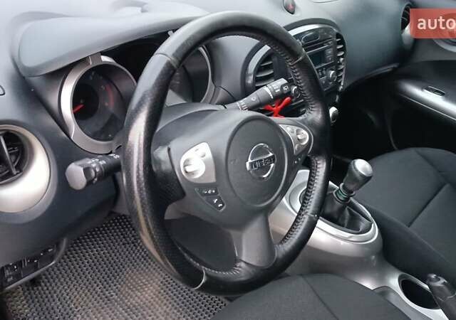 Черный Ниссан Жук, объемом двигателя 1.5 л и пробегом 163 тыс. км за 8250 $, фото 61 на Automoto.ua