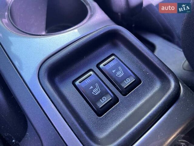 Черный Ниссан Жук, объемом двигателя 1.6 л и пробегом 115 тыс. км за 10030 $, фото 19 на Automoto.ua