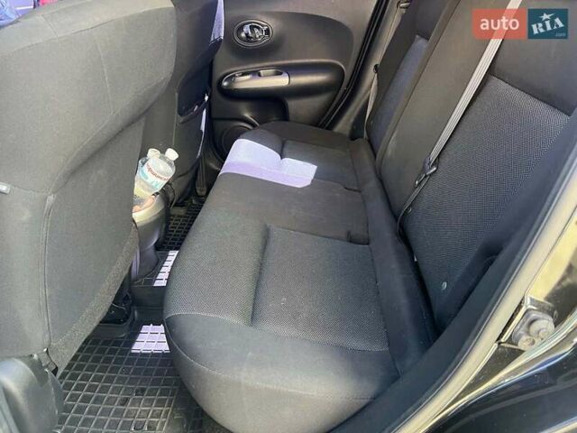 Черный Ниссан Жук, объемом двигателя 1.6 л и пробегом 115 тыс. км за 10030 $, фото 15 на Automoto.ua