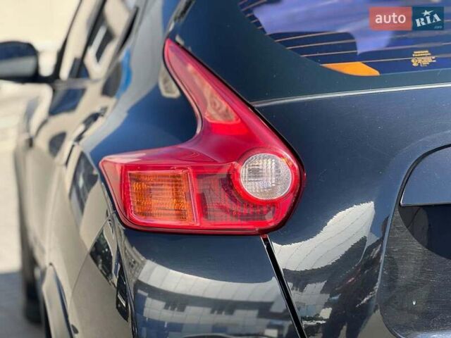 Черный Ниссан Жук, объемом двигателя 1.6 л и пробегом 115 тыс. км за 10030 $, фото 10 на Automoto.ua