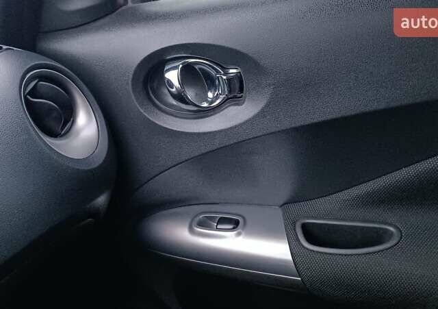 Черный Ниссан Жук, объемом двигателя 1.5 л и пробегом 163 тыс. км за 8250 $, фото 71 на Automoto.ua