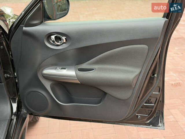 Черный Ниссан Жук, объемом двигателя 1.5 л и пробегом 184 тыс. км за 9300 $, фото 22 на Automoto.ua