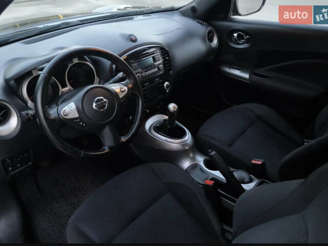 Черный Ниссан Жук, объемом двигателя 1.6 л и пробегом 153 тыс. км за 9500 $, фото 2 на Automoto.ua