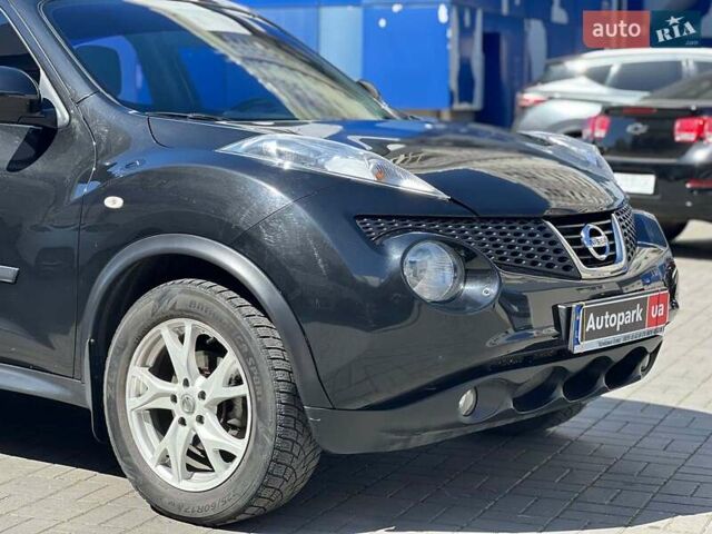 Черный Ниссан Жук, объемом двигателя 1.6 л и пробегом 115 тыс. км за 10030 $, фото 3 на Automoto.ua
