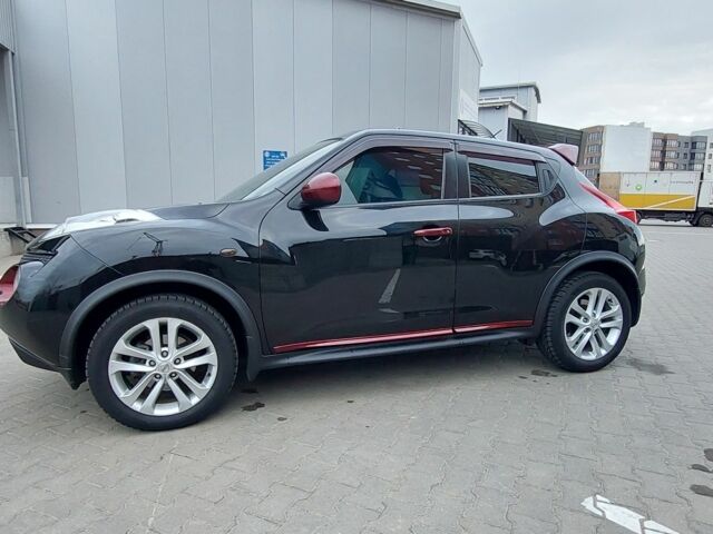 Черный Ниссан Жук, объемом двигателя 1.6 л и пробегом 124 тыс. км за 10700 $, фото 3 на Automoto.ua