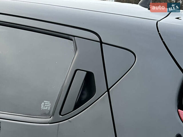 Черный Ниссан Жук, объемом двигателя 1.5 л и пробегом 232 тыс. км за 7750 $, фото 23 на Automoto.ua