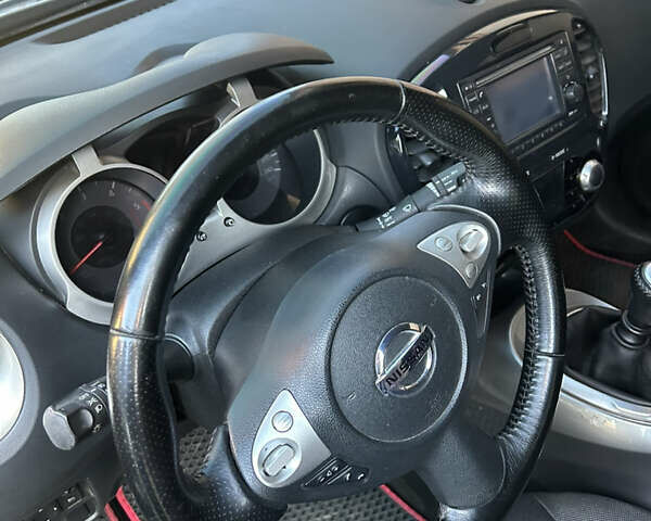 Черный Ниссан Жук, объемом двигателя 1.46 л и пробегом 158 тыс. км за 8250 $, фото 8 на Automoto.ua