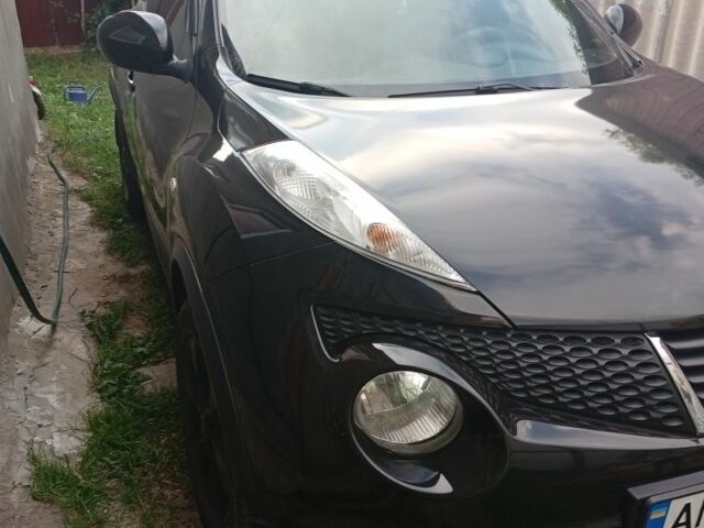 Черный Ниссан Жук, объемом двигателя 1.5 л и пробегом 280 тыс. км за 8588 $, фото 2 на Automoto.ua