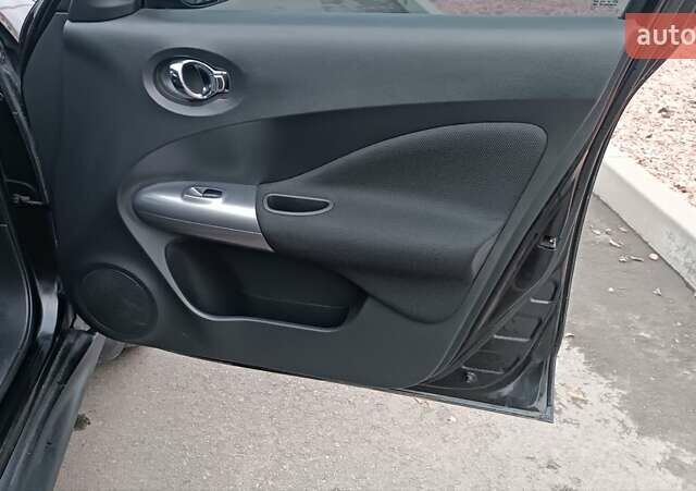 Черный Ниссан Жук, объемом двигателя 1.5 л и пробегом 163 тыс. км за 8250 $, фото 38 на Automoto.ua