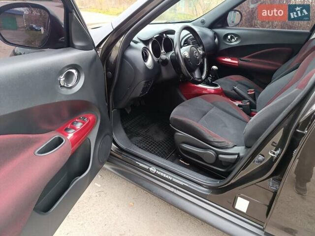 Черный Ниссан Жук, объемом двигателя 1.5 л и пробегом 244 тыс. км за 8222 $, фото 17 на Automoto.ua