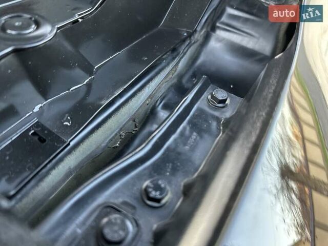 Черный Ниссан Жук, объемом двигателя 1.6 л и пробегом 117 тыс. км за 9900 $, фото 83 на Automoto.ua