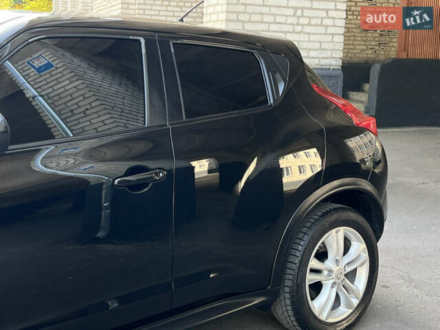 Черный Ниссан Жук, объемом двигателя 1.5 л и пробегом 229 тыс. км за 7800 $, фото 15 на Automoto.ua