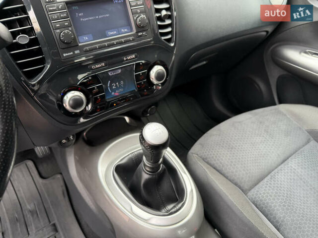 Черный Ниссан Жук, объемом двигателя 1.5 л и пробегом 184 тыс. км за 9300 $, фото 67 на Automoto.ua