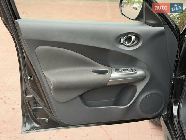 Черный Ниссан Жук, объемом двигателя 1.5 л и пробегом 184 тыс. км за 9300 $, фото 18 на Automoto.ua