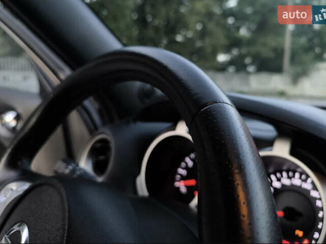 Черный Ниссан Жук, объемом двигателя 1.6 л и пробегом 153 тыс. км за 9500 $, фото 4 на Automoto.ua