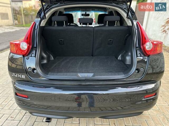 Черный Ниссан Жук, объемом двигателя 1.6 л и пробегом 117 тыс. км за 9900 $, фото 67 на Automoto.ua